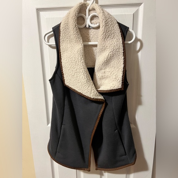 Columbia Vest size S - Picture 1 of 3